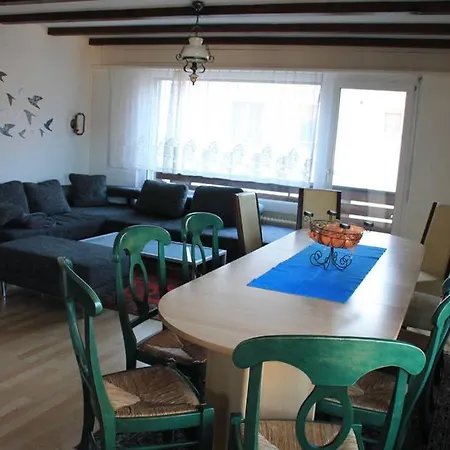 Charmantes Chalet In Apartment