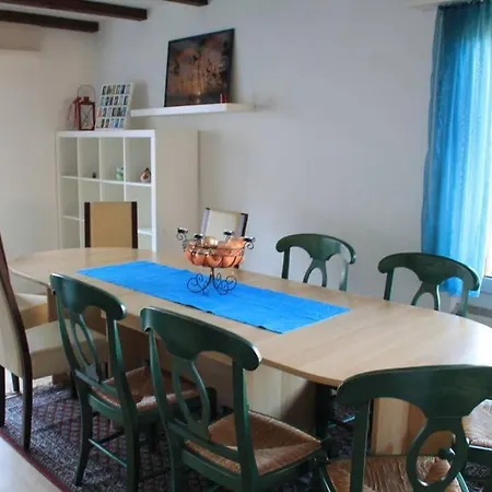Charmantes Chalet In Apartment *